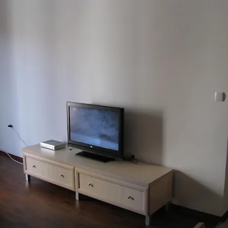 In Merry Mar Apartment *
