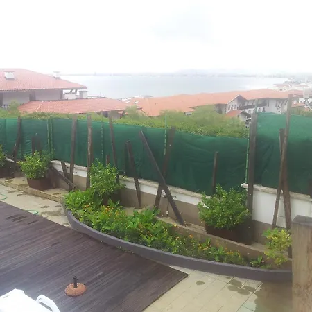 Apartment In Merry Mar